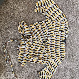 Forever 21 crop dress shirt